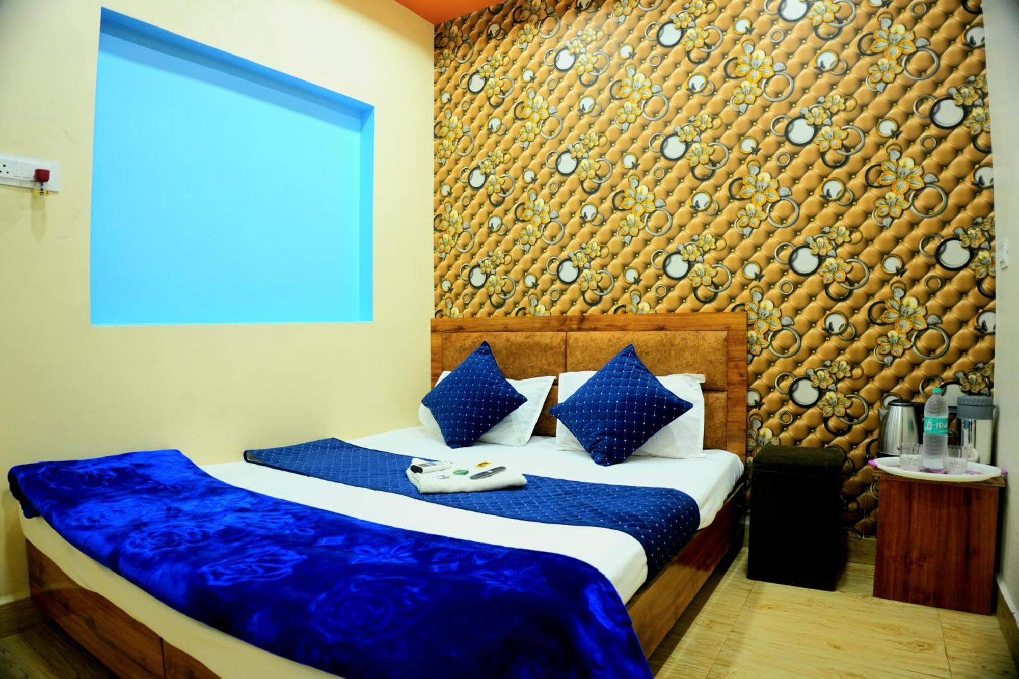 Hotel Ganraj Ujjain Room photo